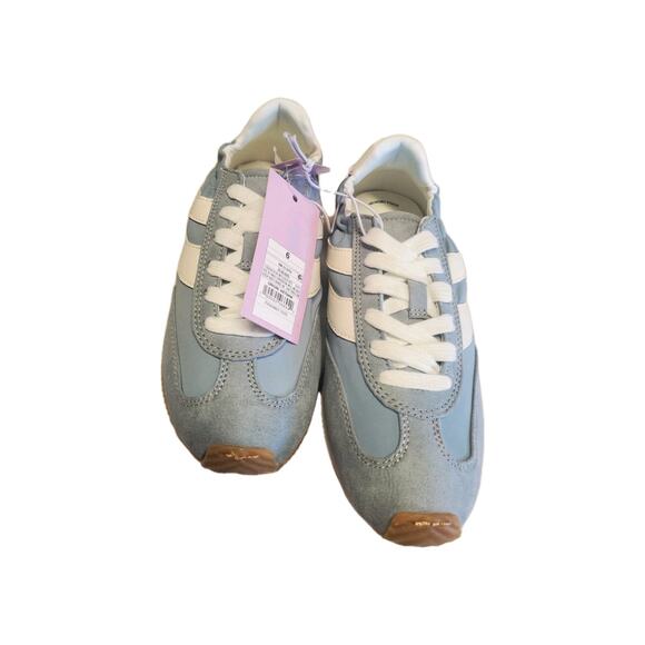 wild fable Shoes - Women’s Axel Sneakers with Memory Foam Insole - Wild Fable